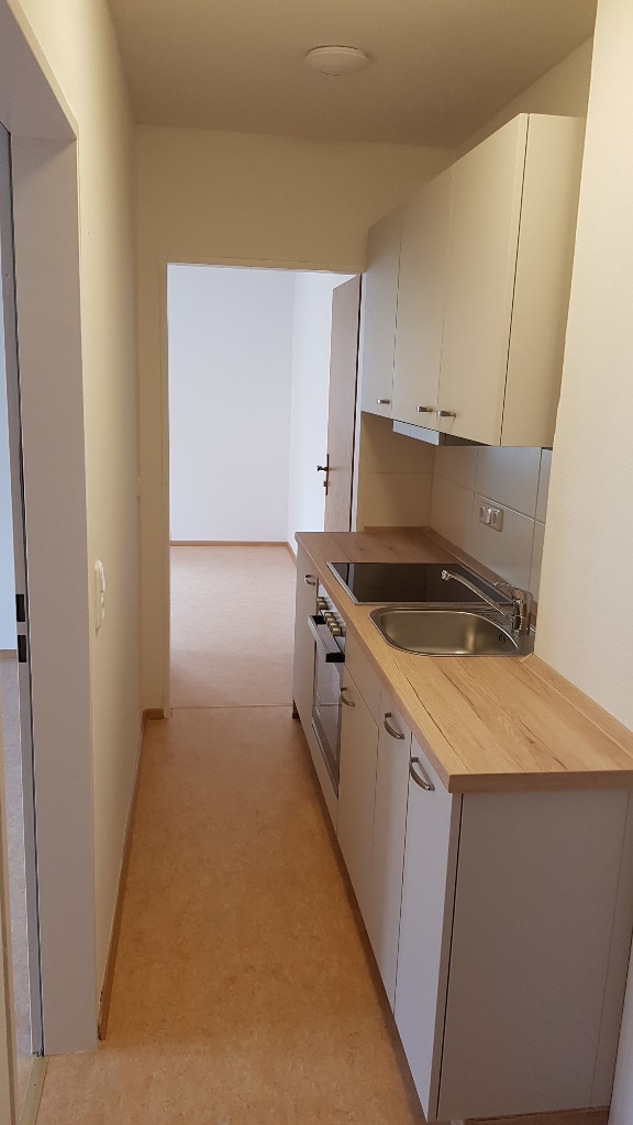 2 Zimmer Wohnung ab 01.10.2025 (Ref: Jahnstraße 8, App. 10)